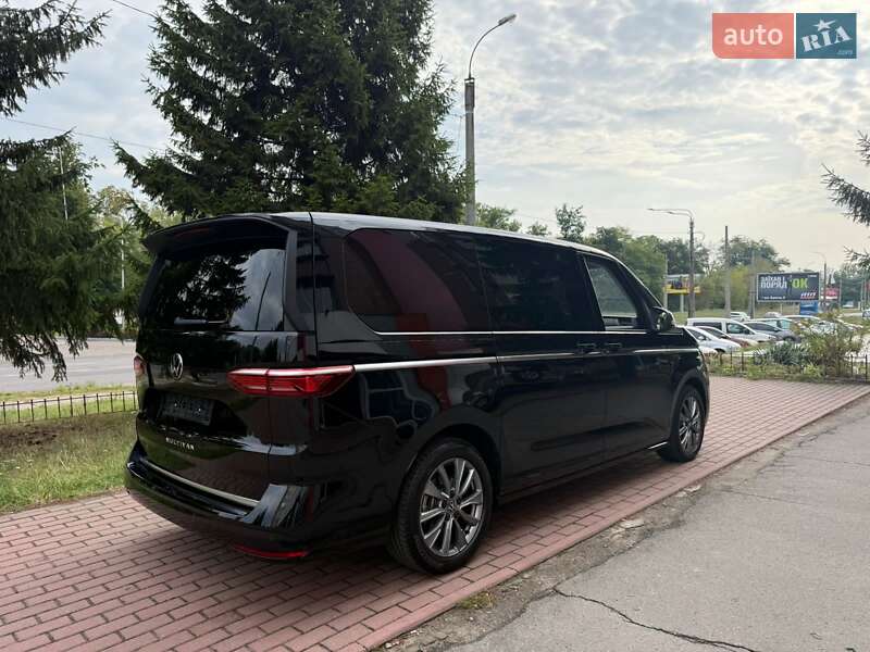 Мінівен Volkswagen Multivan 2022 в Києві