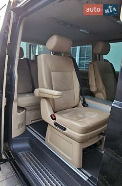 Минивэн Volkswagen Multivan 2009 в 