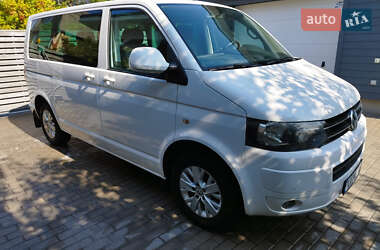 Минивэн Volkswagen Multivan 2010 в 