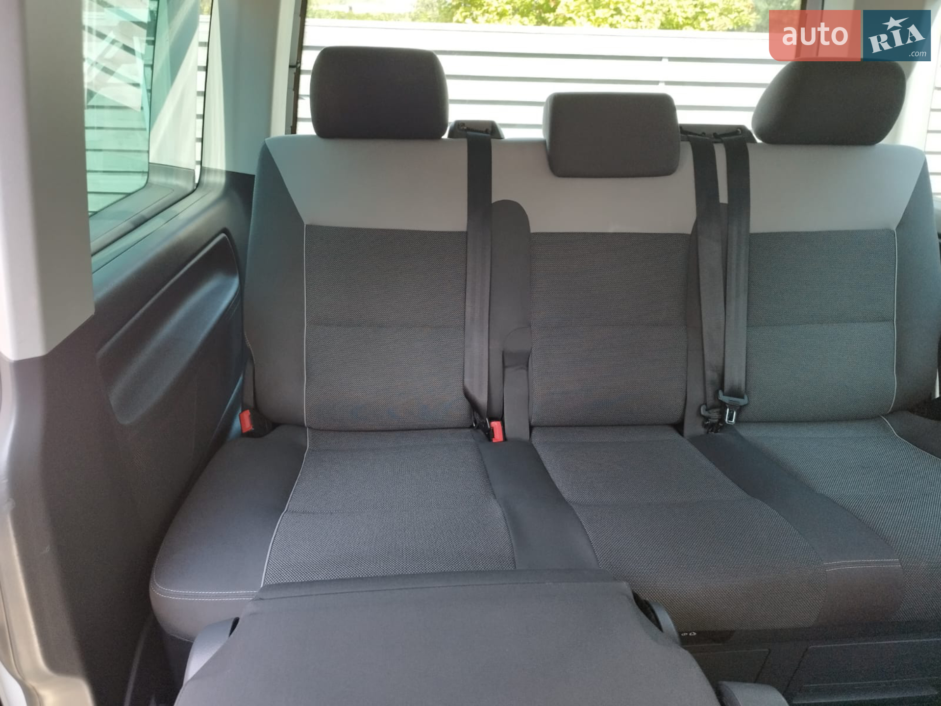 2010 Volkswagen Multivan - мініатюра 11