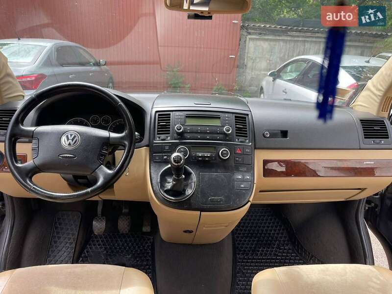 Мінівен Volkswagen Multivan 2006 в Києві