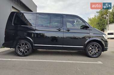 Мінівен Volkswagen Multivan 2015 в Києві