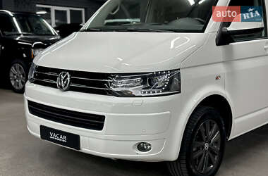 Минивэн Volkswagen Multivan 2015 в 