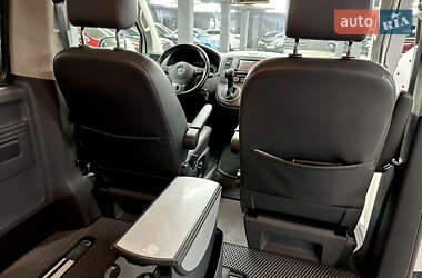 Минивэн Volkswagen Multivan 2015 в 