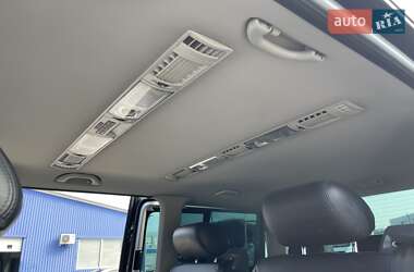 Мінівен Volkswagen Multivan 2012 в 