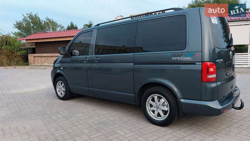 Мінівен Volkswagen Multivan 2006 в Запоріжжі