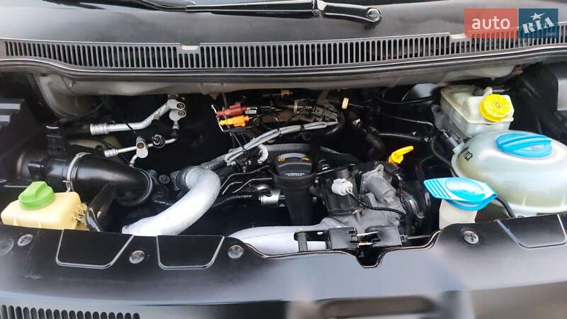 Мінівен Volkswagen Multivan 2006 в Запоріжжі