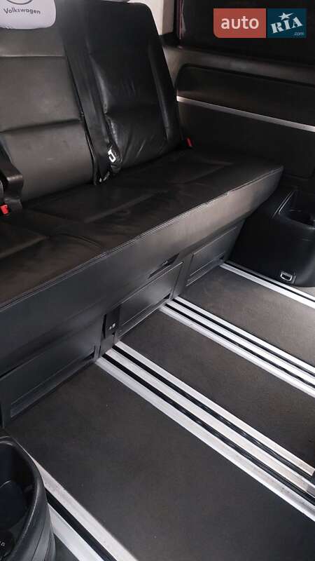 Мінівен Volkswagen Multivan 2006 в Запоріжжі