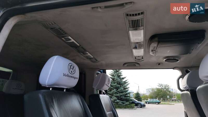Мінівен Volkswagen Multivan 2006 в Запоріжжі