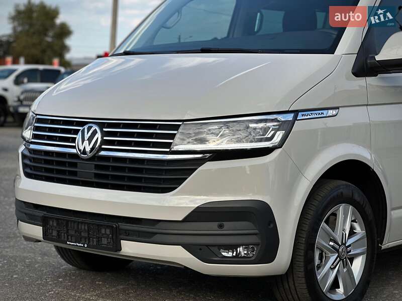 Минивэн Volkswagen Multivan 2020 в Киеве