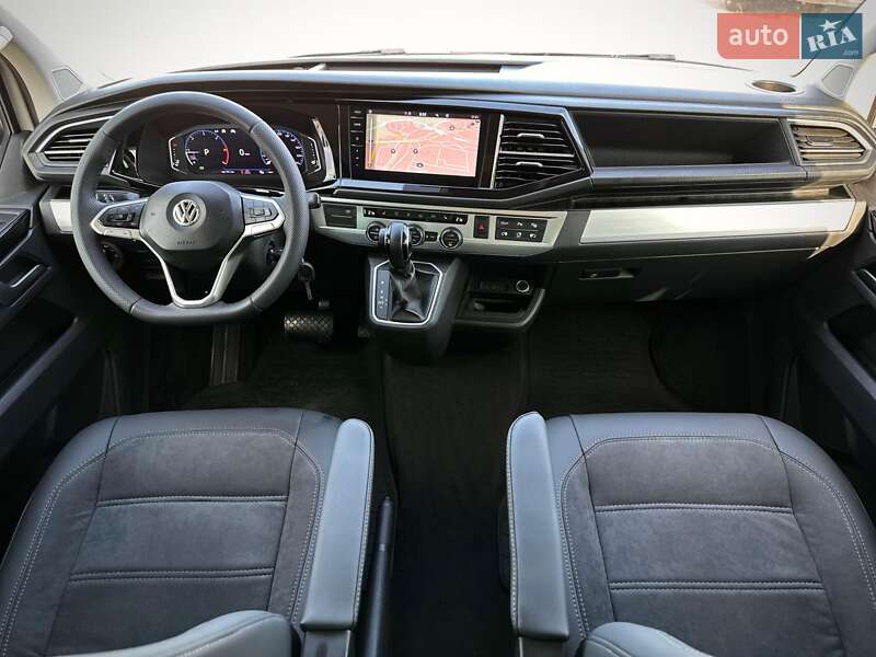 Минивэн Volkswagen Multivan 2020 в Киеве