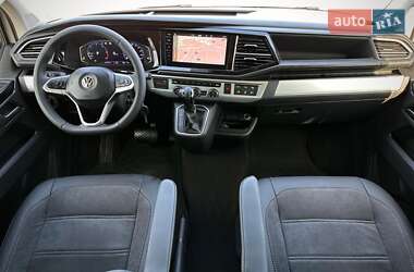 Мінівен Volkswagen Multivan 2020 в 