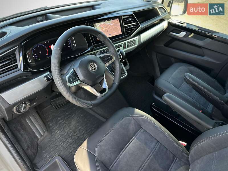 Минивэн Volkswagen Multivan 2020 в Киеве