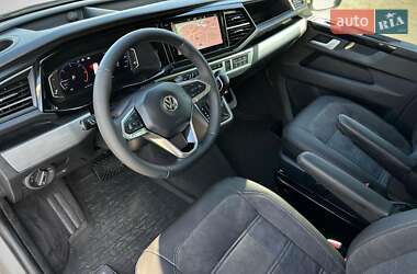 Мінівен Volkswagen Multivan 2020 в 