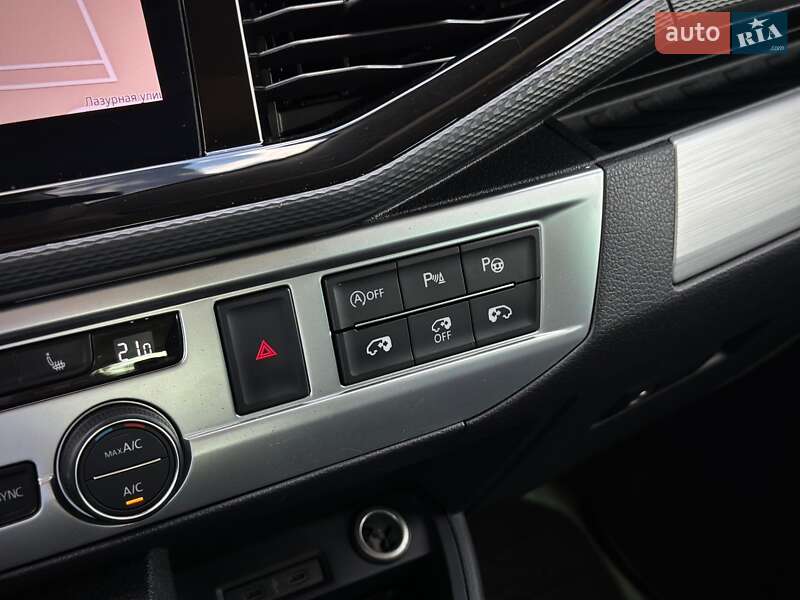 Минивэн Volkswagen Multivan 2020 в Киеве