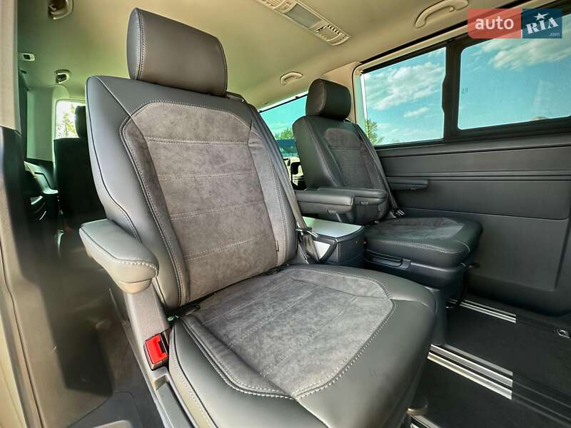 Минивэн Volkswagen Multivan 2020 в Киеве
