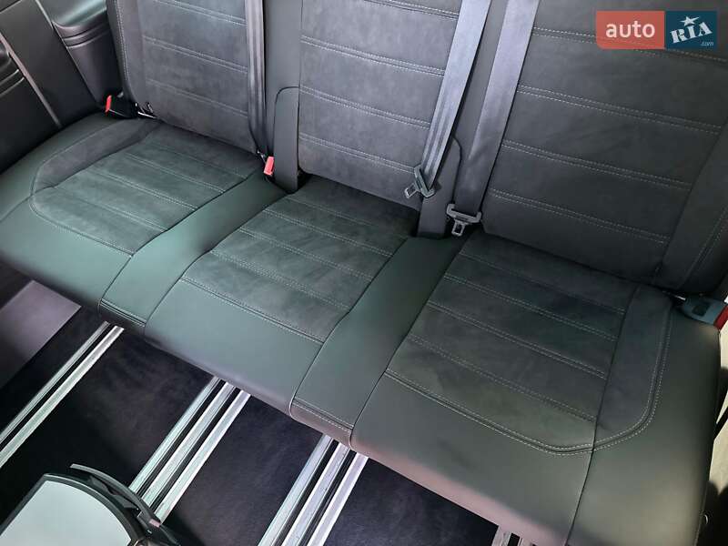 Минивэн Volkswagen Multivan 2020 в Киеве