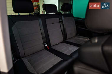 Минивэн Volkswagen Multivan 2024 в 