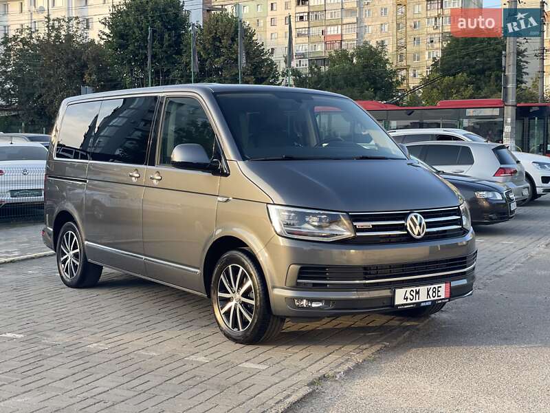 Минивэн Volkswagen Multivan 2017 в Черновцах