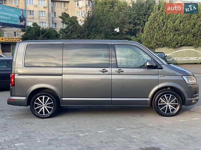 Минивэн Volkswagen Multivan 2017 в Черновцах