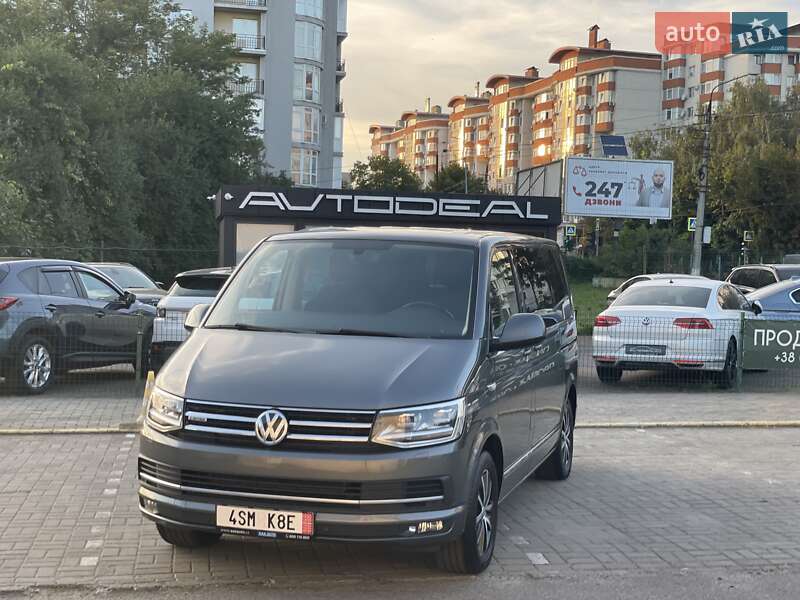 Минивэн Volkswagen Multivan 2017 в Черновцах