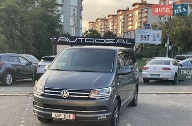 Минивэн Volkswagen Multivan 2017 в 