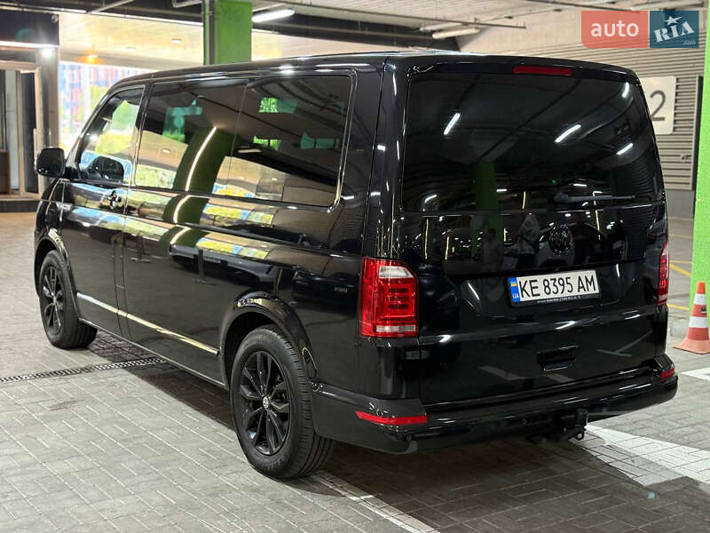Мінівен Volkswagen Multivan 2018 в Києві
