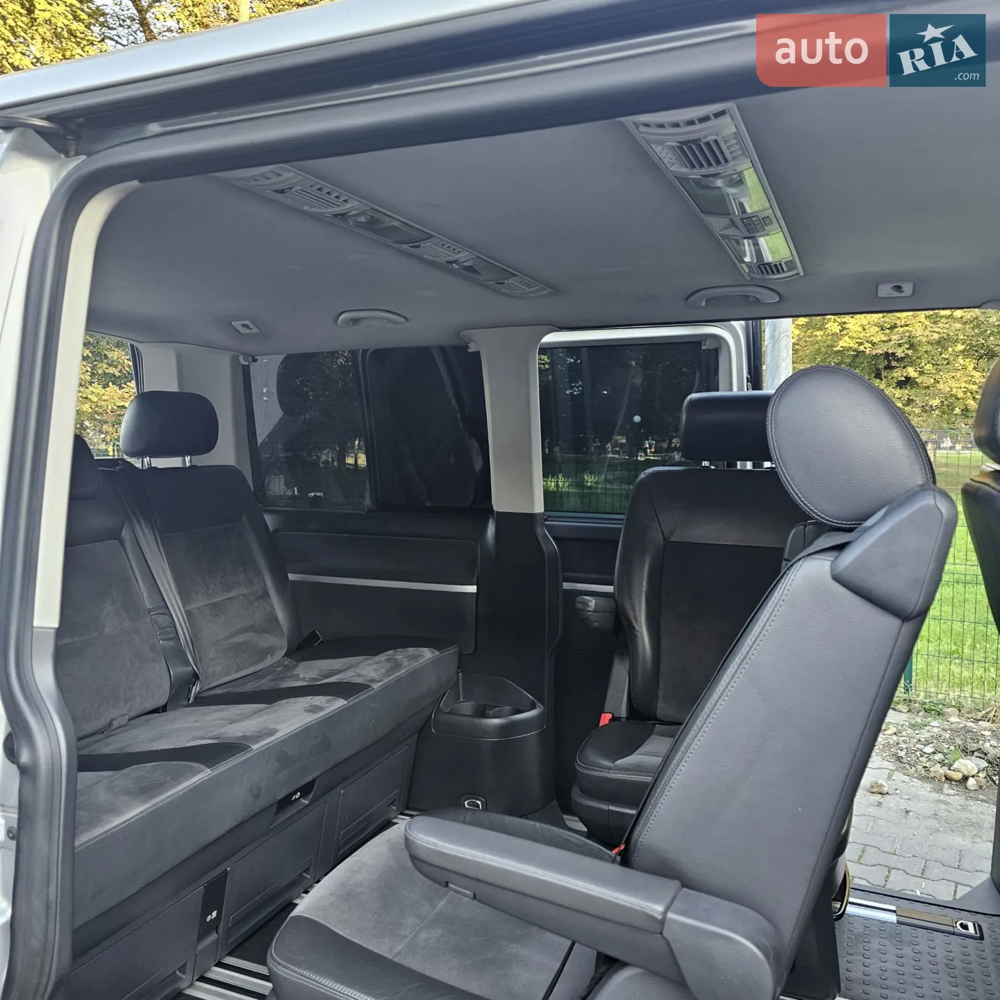 2011 Volkswagen Multivan - мініатюра 11