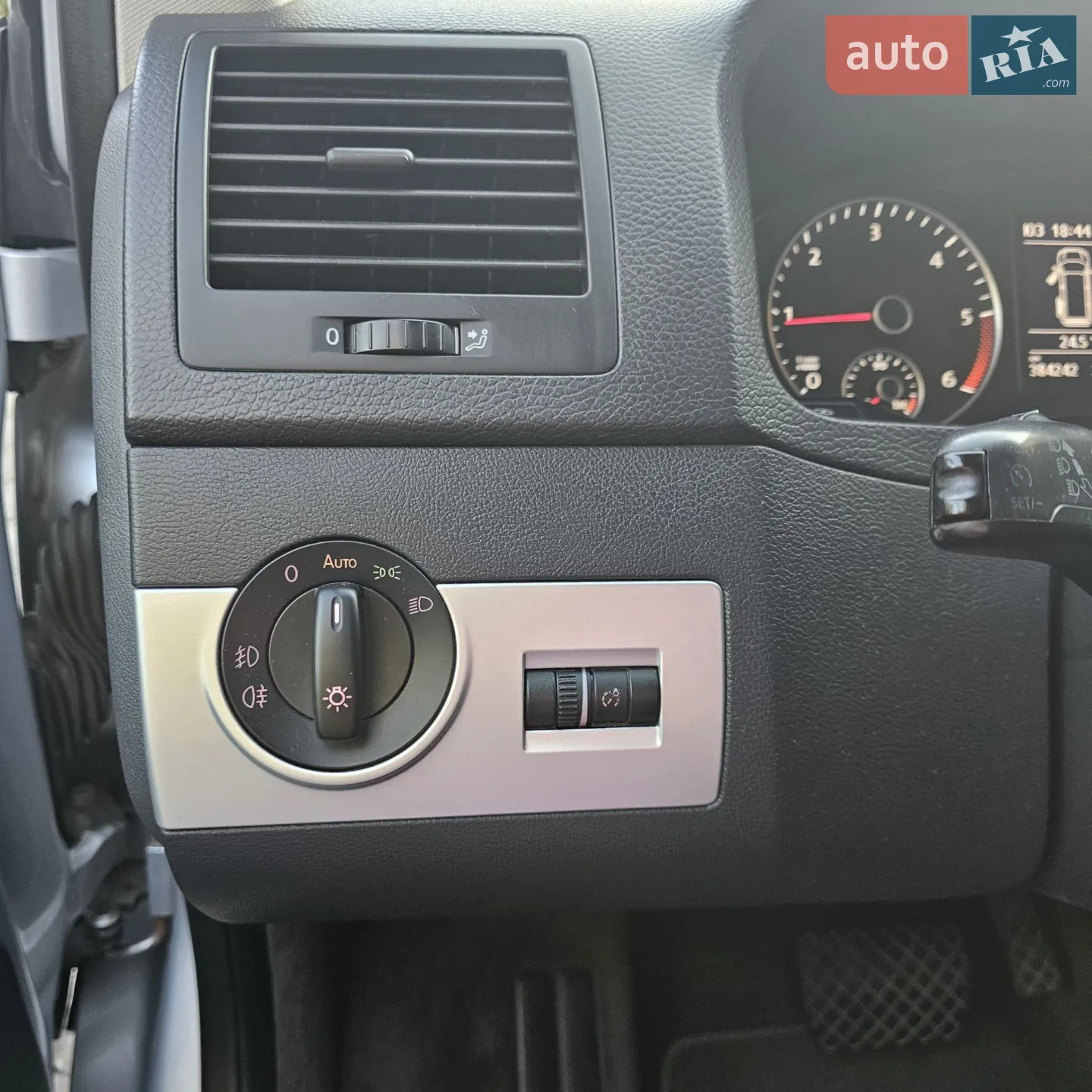2011 Volkswagen Multivan - мініатюра 16