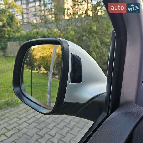 Минивэн Volkswagen Multivan 2011 в Стрые фото 18 Минивэн Volkswagen Multivan 2011 в Стрые