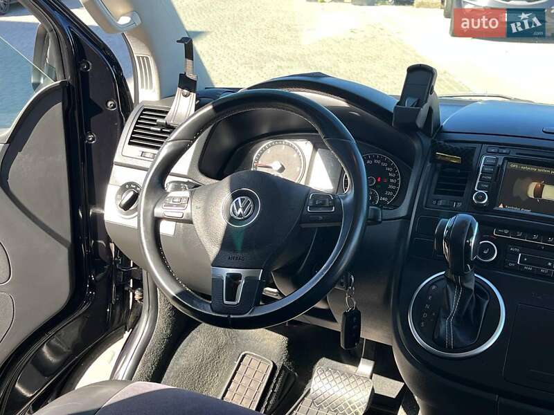Минивэн Volkswagen Multivan 2012 в Львове фото 40 Минивэн Volkswagen Multivan 2012 в Львове