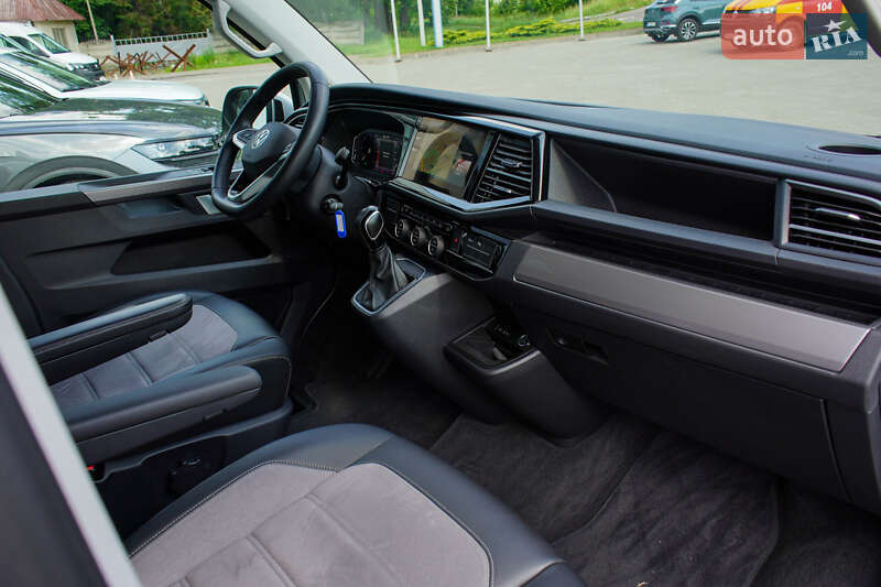 Мінівен Volkswagen Multivan 2020 в Житомирі