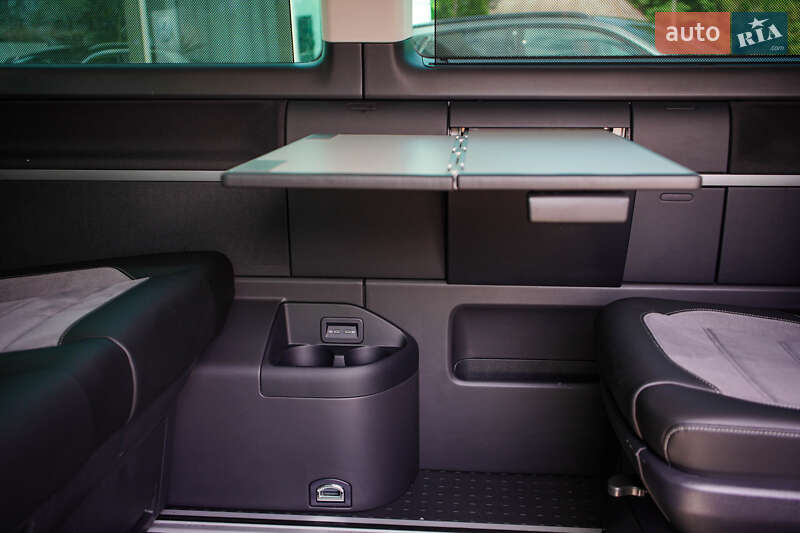 Мінівен Volkswagen Multivan 2020 в Житомирі