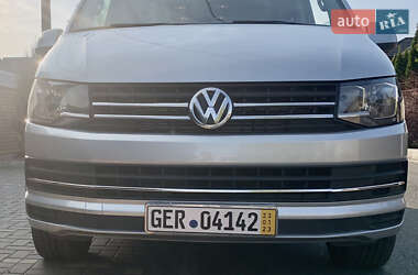 Минивэн Volkswagen Multivan 2016 в 