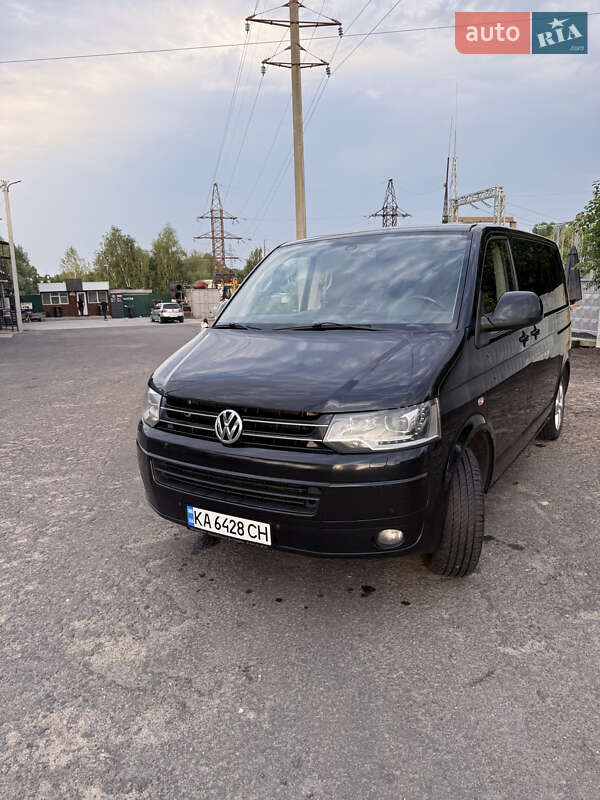 Минивэн Volkswagen Multivan 2012 в Киеве
