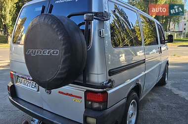 Минивэн Volkswagen Multivan 2000 в Киеве