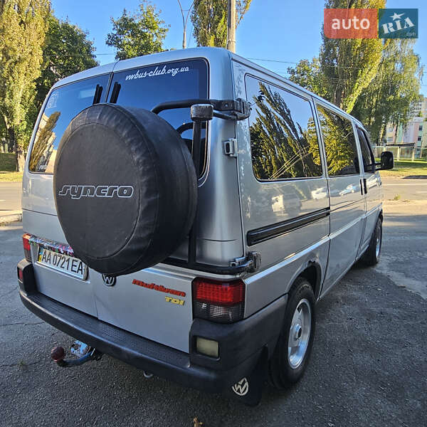 Мінівен Volkswagen Multivan 2000 в Києві