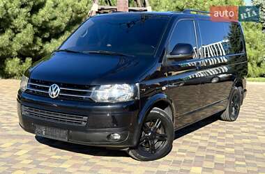 Мінівен Volkswagen Multivan 2013 в 
