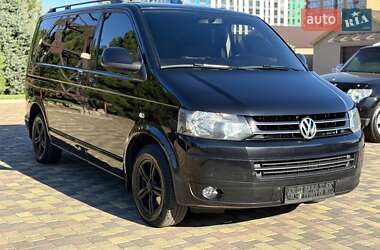 Мінівен Volkswagen Multivan 2013 в 