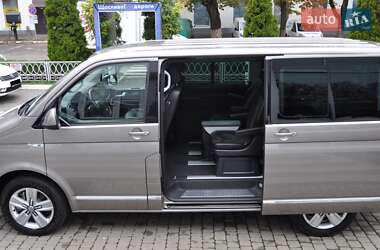 Минивэн Volkswagen Multivan 2018 в 