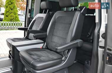 Минивэн Volkswagen Multivan 2018 в 