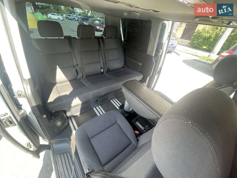 Мінівен Volkswagen Multivan 2003 в Києві