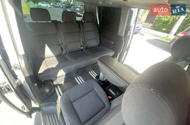 Минивэн Volkswagen Multivan 2003 в 