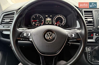 Мінівен Volkswagen Multivan 2017 в 