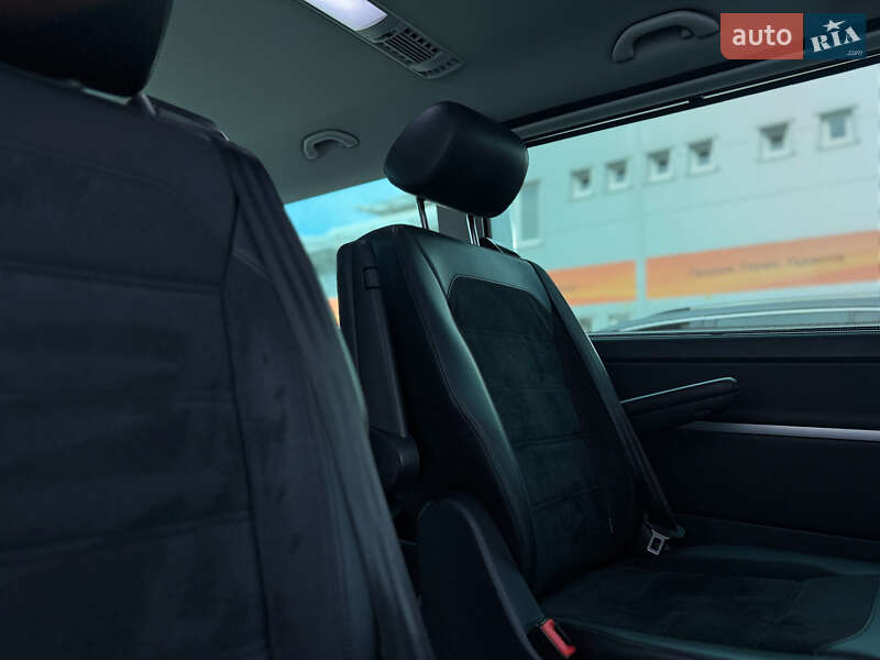 Мінівен Volkswagen Multivan 2019 в Мукачевому