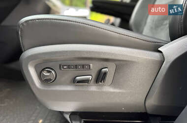 Минивэн Volkswagen Multivan 2016 в 