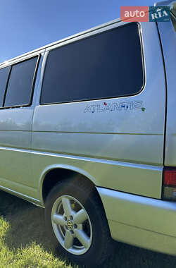 Минивэн Volkswagen Multivan 2001 в 
