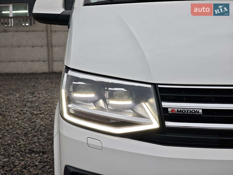 Минивэн Volkswagen Multivan 2019 в Луцке