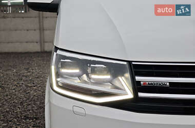 Мінівен Volkswagen Multivan 2019 в 