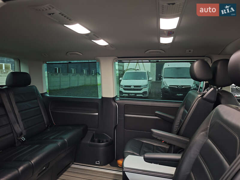 Минивэн Volkswagen Multivan 2019 в Луцке
